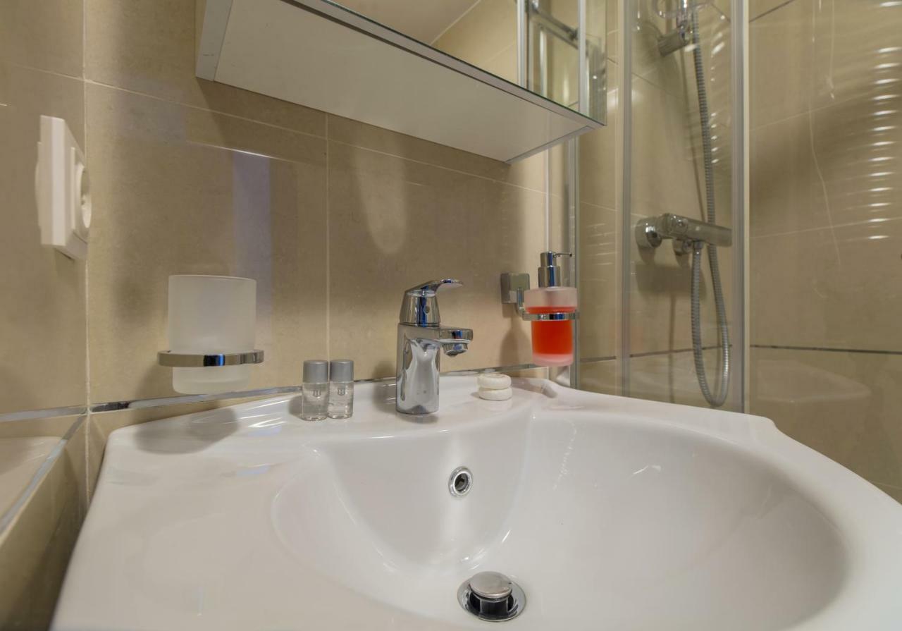 Family Apartment In Silver Mountain Resort Пояна-Брашов Екстер'єр фото