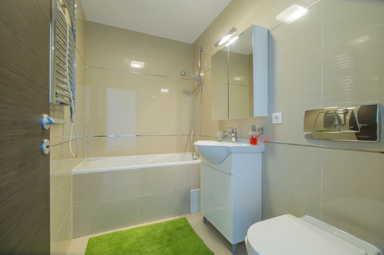 Family Apartment In Silver Mountain Resort Пояна-Брашов Екстер'єр фото