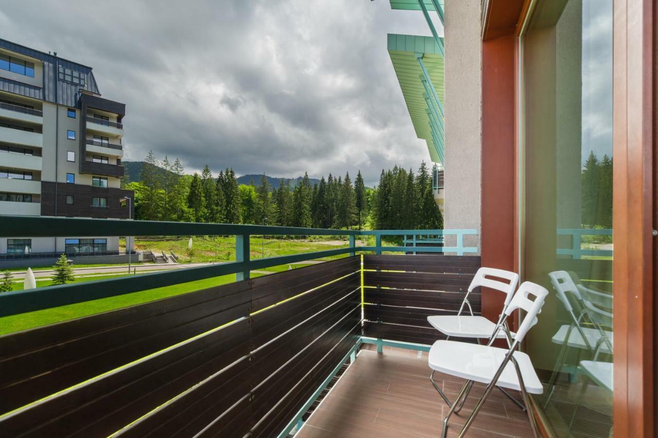 Family Apartment In Silver Mountain Resort Пояна-Брашов Екстер'єр фото